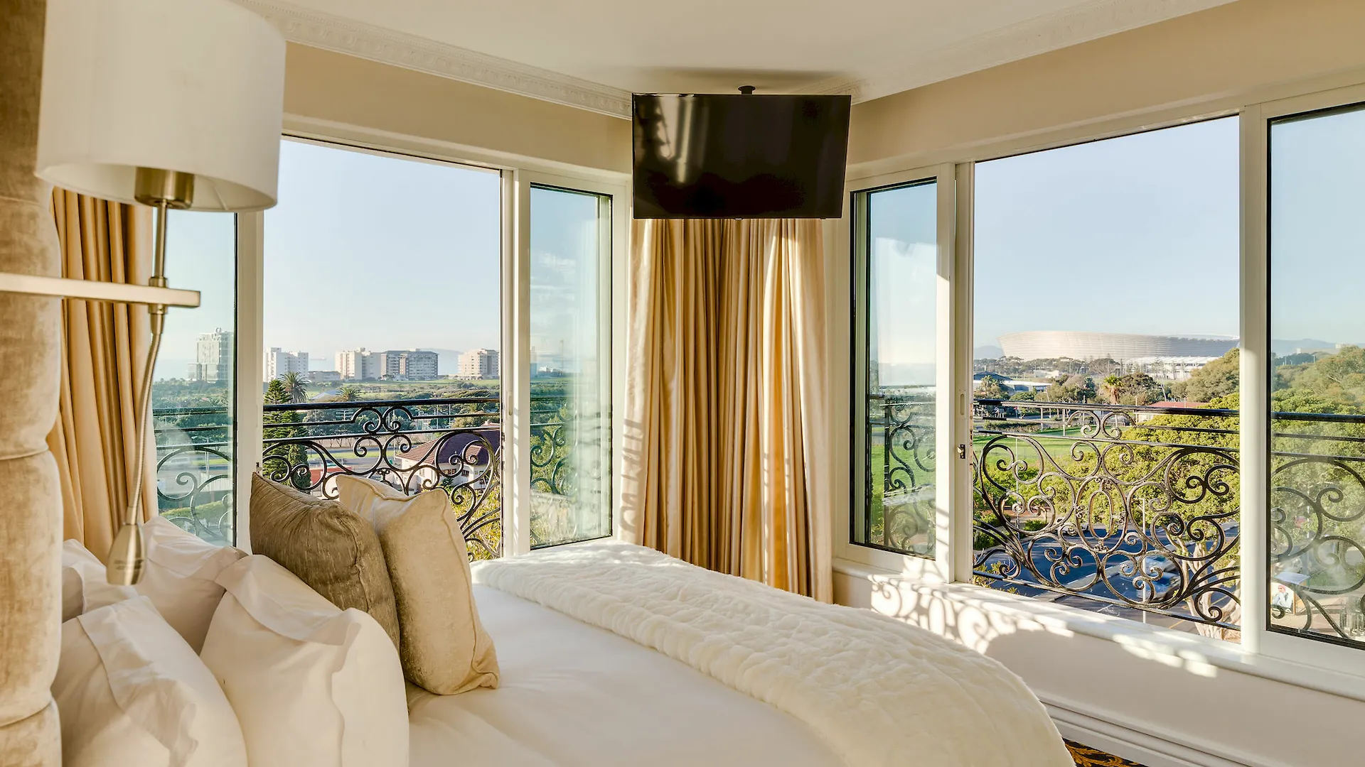 Versailles Luxury Apartments And Suites Cape Town 0*,
