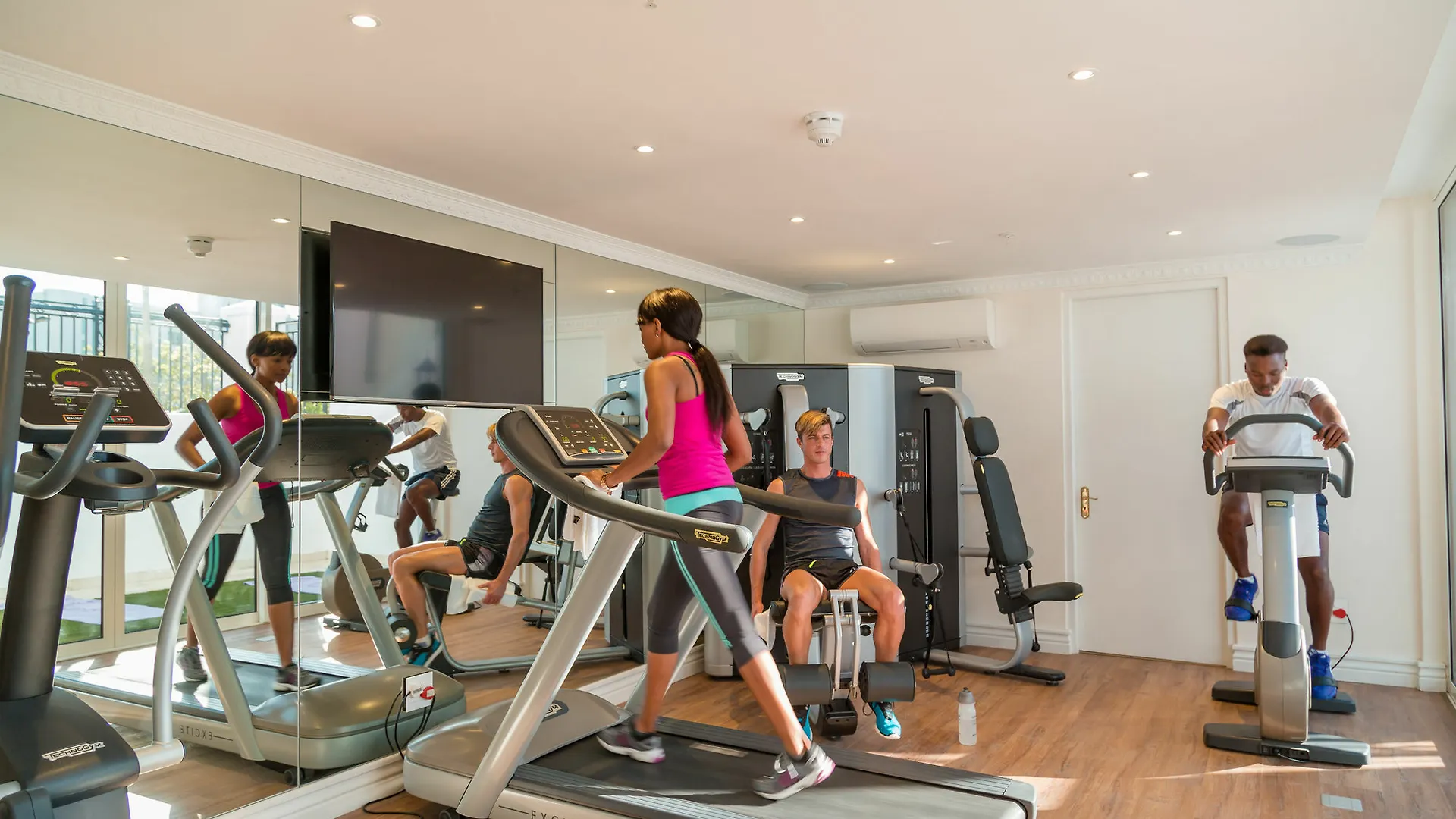 Versailles Luxury Apartments And Suites Cape Town South Africa