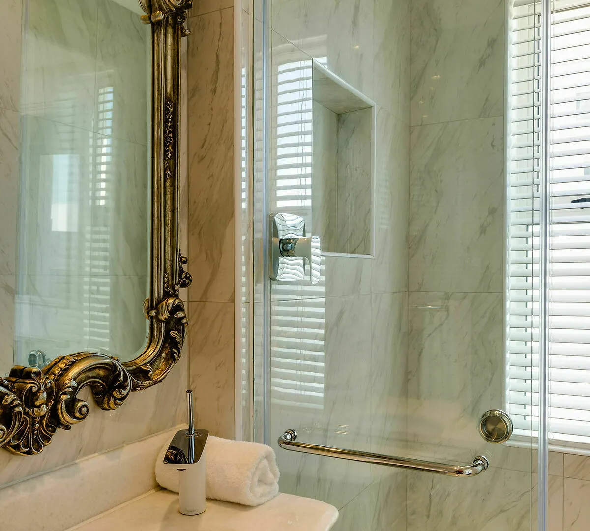 Versailles Luxury Apartments And Suites Cape Town