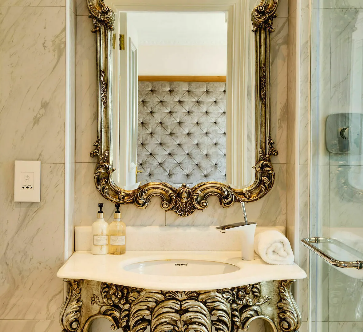 Versailles Luxury Apartments And Suites Cape Town South Africa
